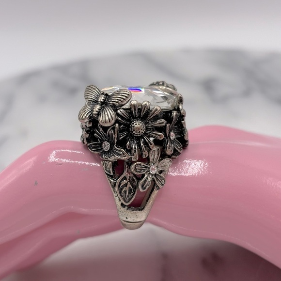 Chunky Flower & Ladybug Antique Silver Tone Crystal Costume Ring Stretch Band - Picture 13 of 14